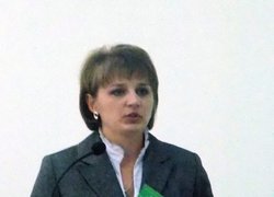 Г.Ю. Аніщенко під час доповіді на пленарному засіданні